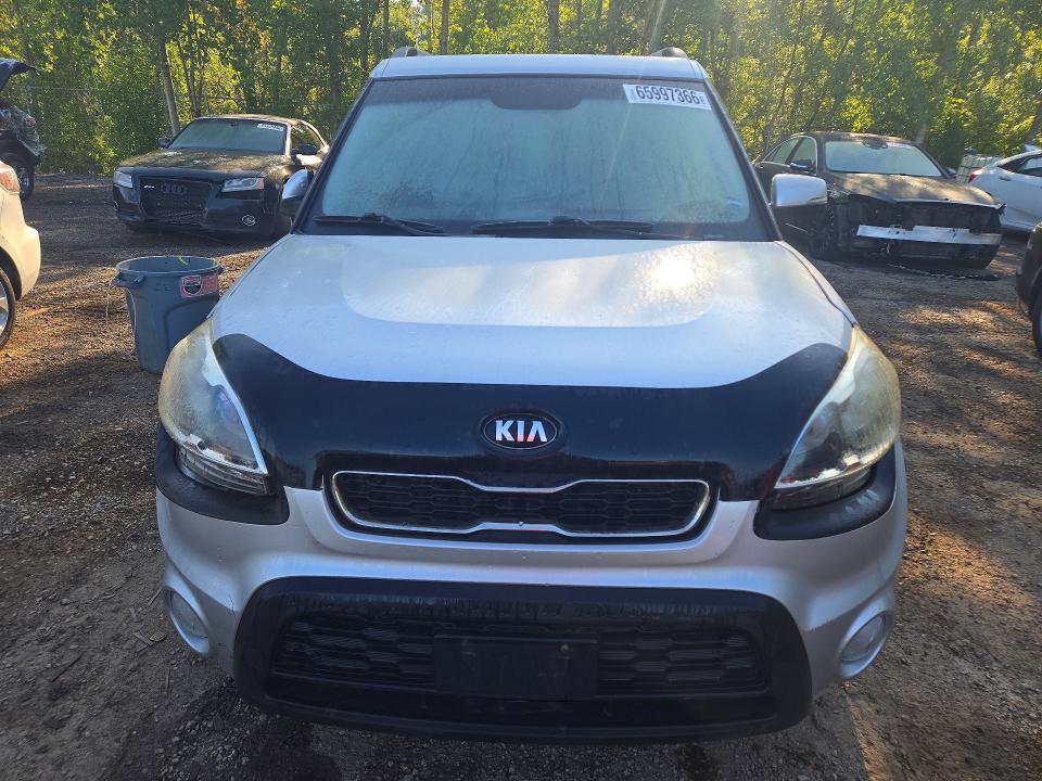 Photo 5 from auction – 2013 KIA SOUL with VIN KNDJT2A6XD7574306