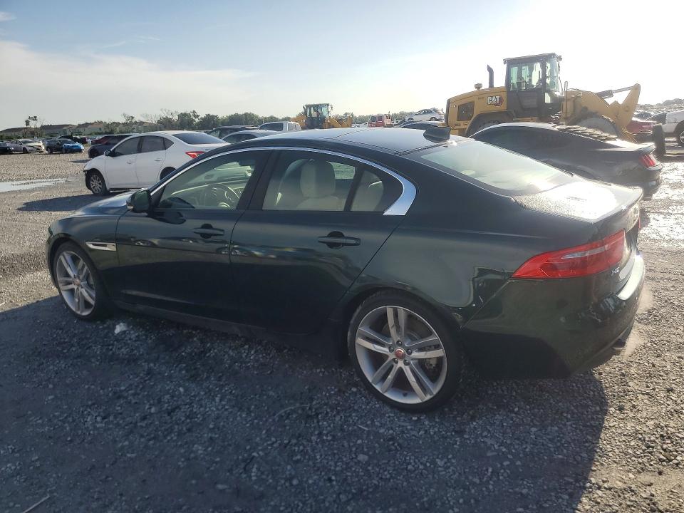Photo 2 from auction – 2017 JAGUAR XE with VIN SAJAD4BV3HA972188