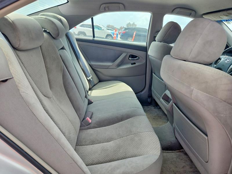 Photo 10 from auction – 2007 TOYOTA CAMRY with VIN 4T1BE46K27U648674