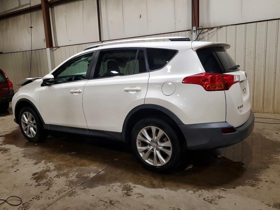 Photo 2 from auction – 2014 TOYOTA RAV4 with VIN 2T3DFREV3EW138787
