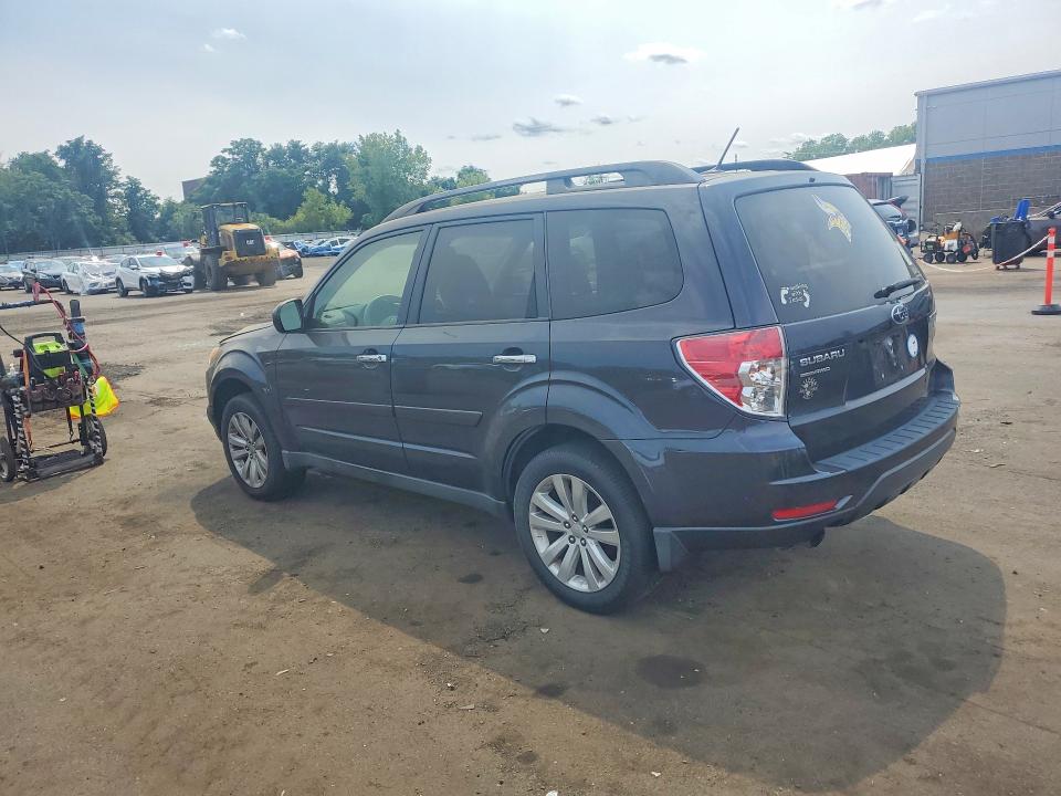 Photo 2 from auction – 2013 SUBARU FORESTER with VIN JF2SHAFC5DH414120