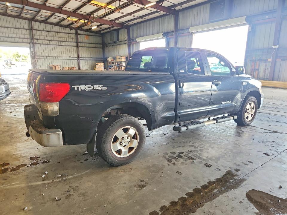 Photo 3 from auction – 2009 TOYOTA TUNDRA with VIN 5TFBV54199X093213