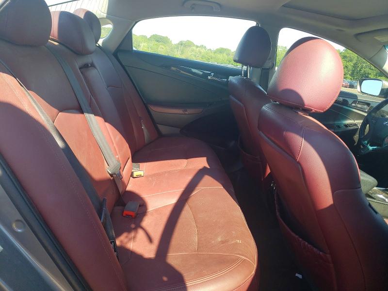 Photo 10 from auction – 2011 HYUNDAI SONATA with VIN 5NPEC4AC1BH059822
