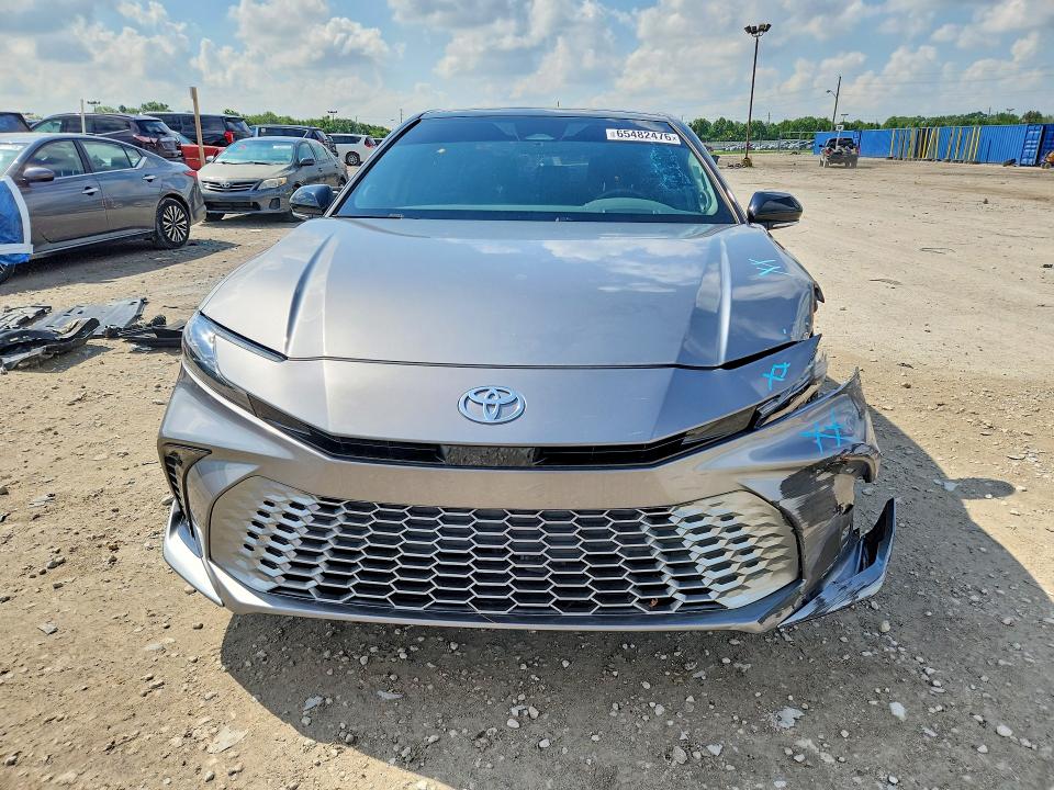 Photo 5 from auction – 2025 TOYOTA CAMRY with VIN 4T1DBADK5SU505052