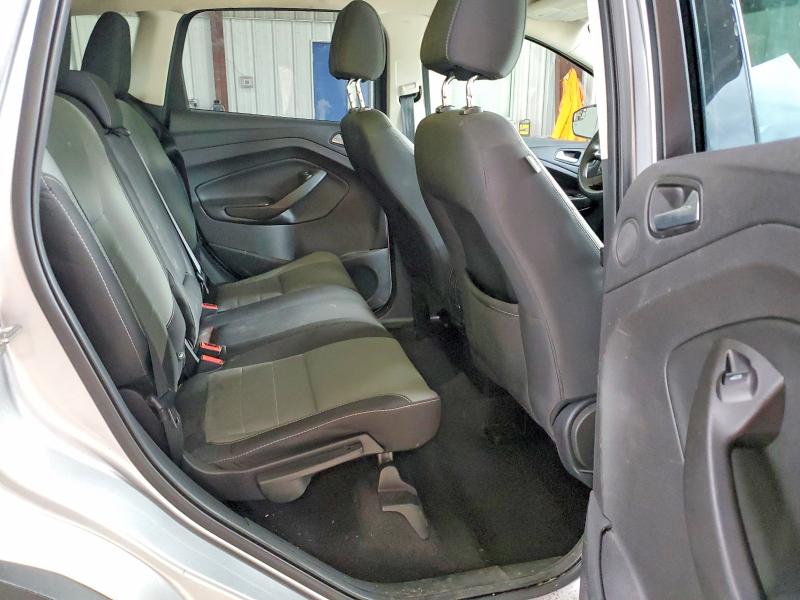 Photo 11 from auction – 2016 FORD ESCAPE with VIN 1FMCU9GX3GUB10404