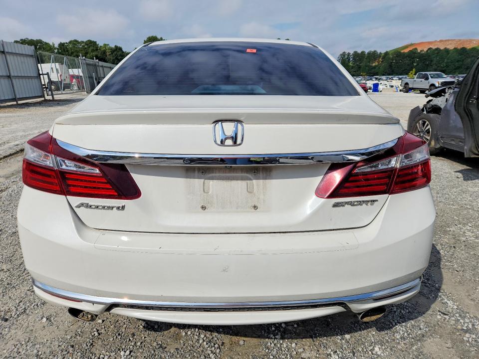 Photo 6 from auction – 2016 HONDA ACCORD with VIN 1HGCR2F51GA147354