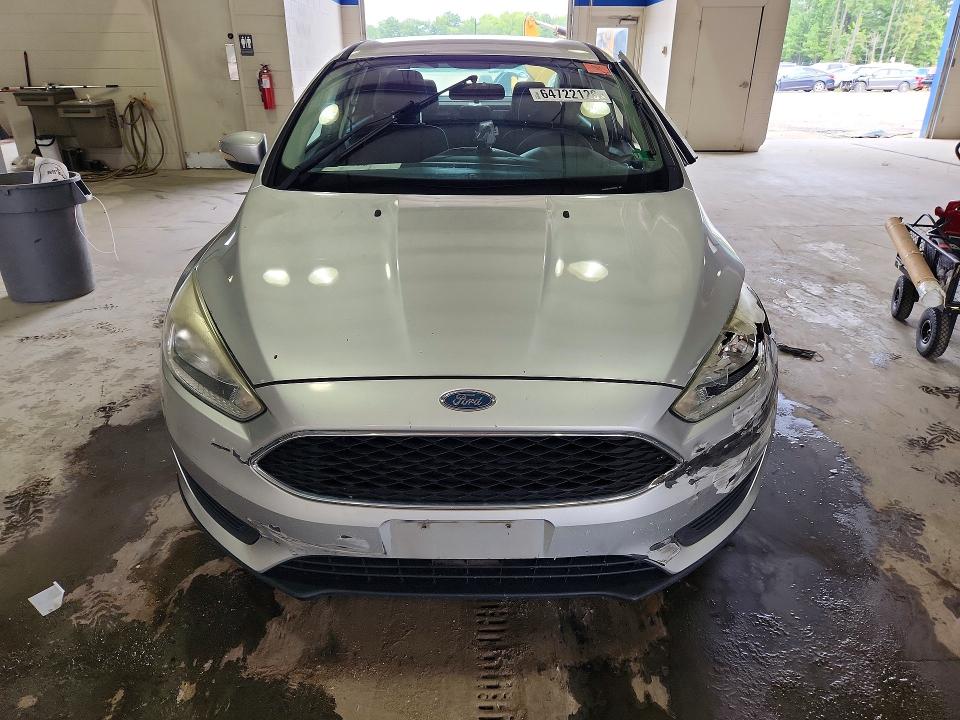 Photo 5 from auction – 2016 FORD FOCUS with VIN 1FADP3F27GL402832