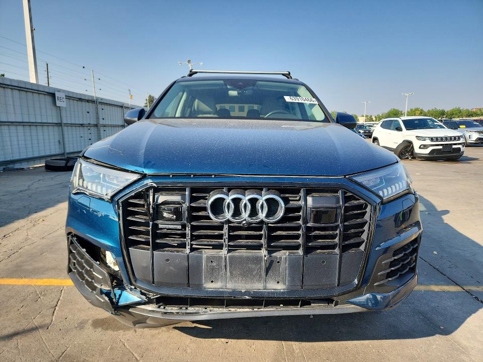 Photo 5 from auction – 2022 AUDI Q7 with VIN WA1LXBF79ND005863
