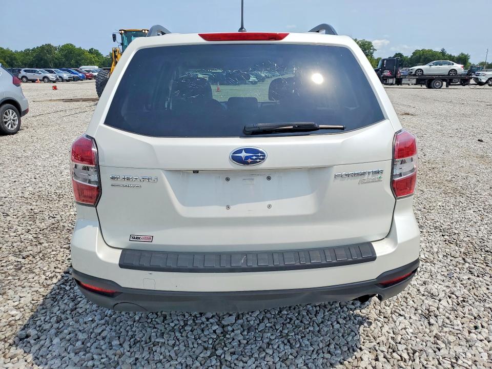 Photo 6 from auction – 2015 SUBARU FORESTER with VIN JF2SJADC9FH487744