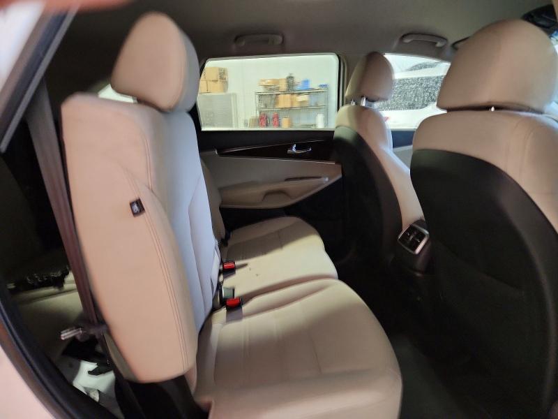 Photo 11 from auction – 2018 KIA SORENTO with VIN 5XYPGDA5XJG430982