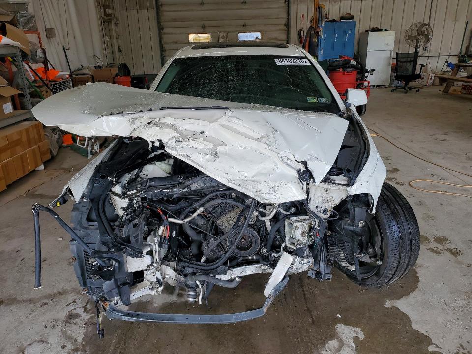 صورة رقم 5 من المزاد - 2011 BMW 535 مع VIN WBAFU7C56BC778820