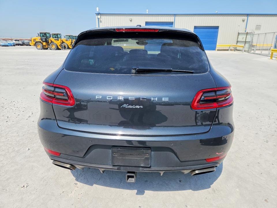 Photo 6 from auction – 2018 PORSCHE MACAN with VIN WP1AA2A55JLB07941