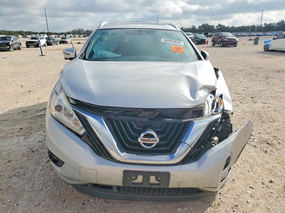 Снимка 5 от търг – 2017 NISSAN MURANO с VIN 5N1AZ2MG0HN166218
