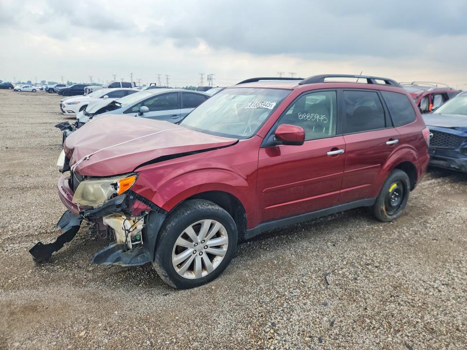 SUBARU FORESTER 2013 with VIN JF2SHADC3DH441268 - Photo from auction