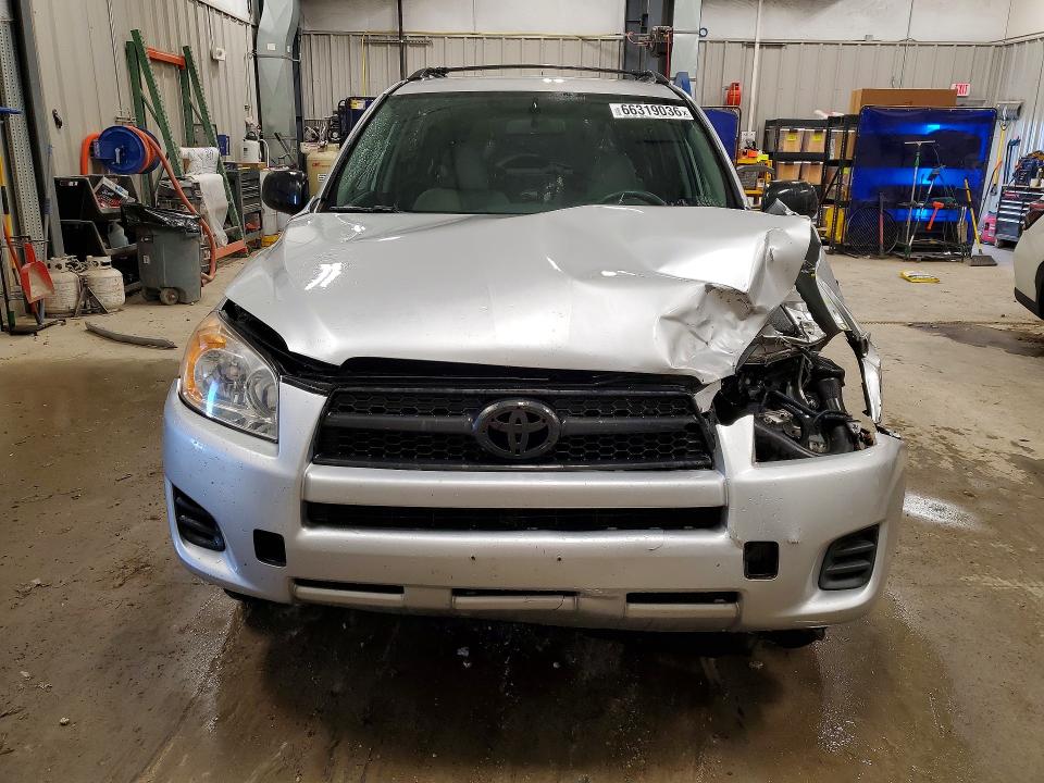 Photo 5 from auction – 2010 TOYOTA RAV4 with VIN JTMBF4DV2AD030888