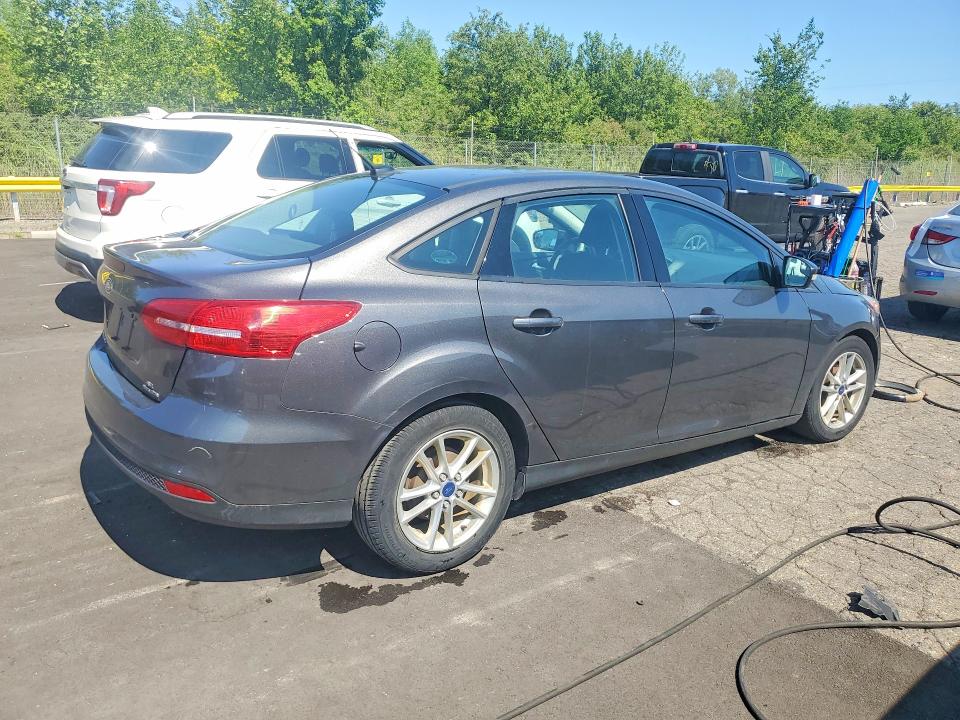 Photo 3 from auction – 2016 FORD FOCUS with VIN 1FADP3F20GL227016