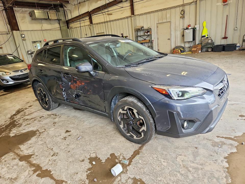 Photo 4 from auction – 2021 SUBARU CROSSTREK with VIN JF2GTHNC0M8203986