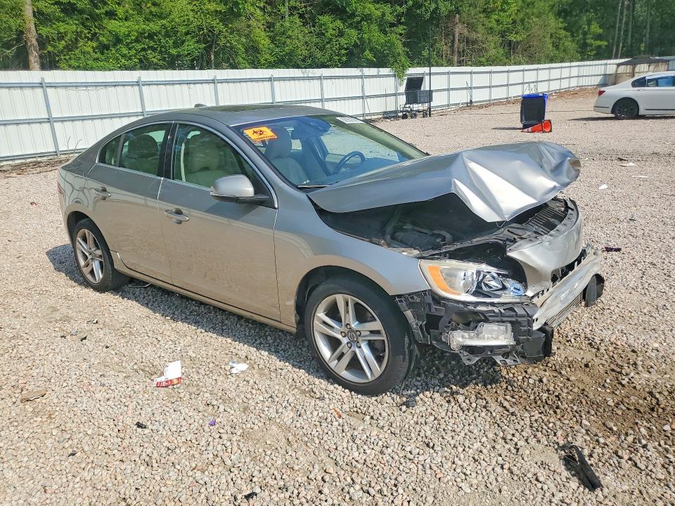 Photo 4 from auction – 2015 VOLVO S60 with VIN YV140MFB7F1314615