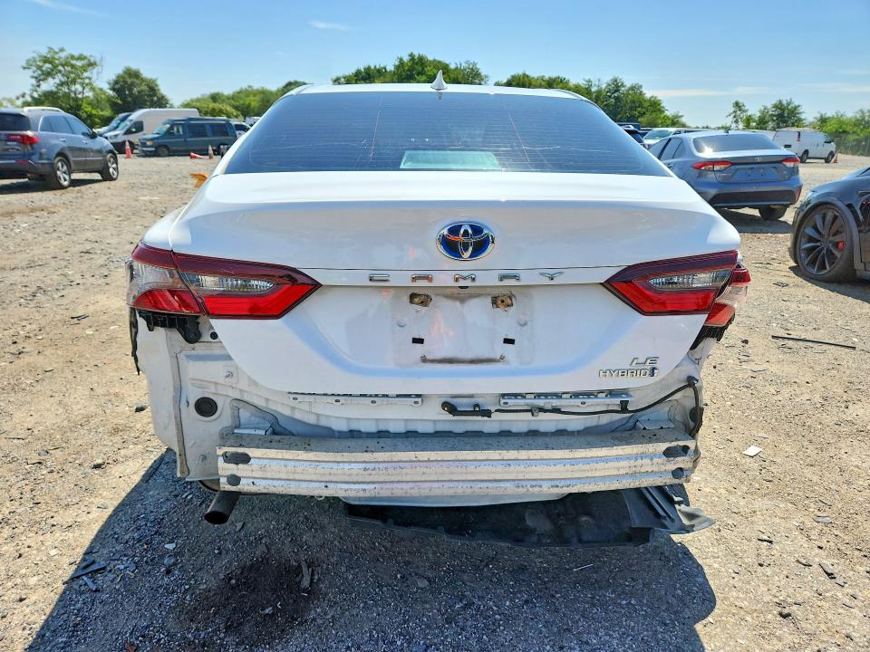 Снимка 6 от търг – 2022 TOYOTA CAMRY с VIN 4T1C31AK3NU578132