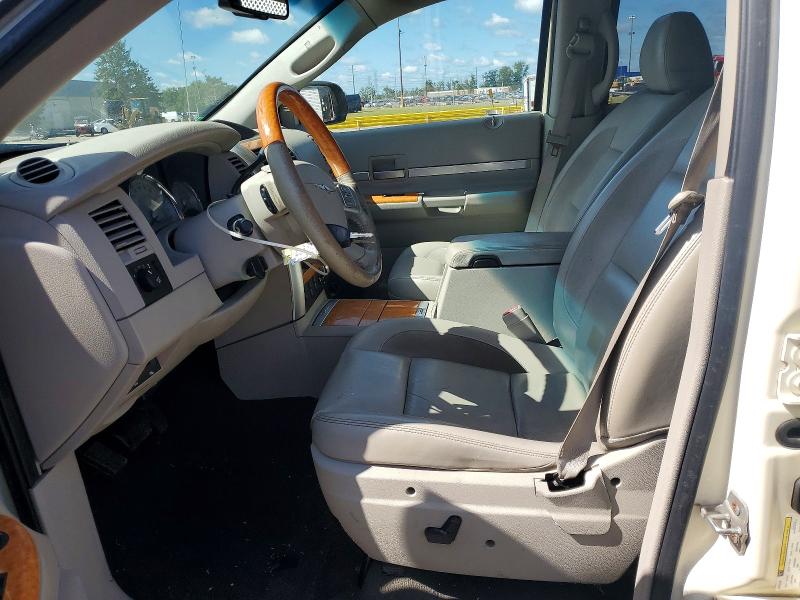 Photo 7 from auction – 2008 CHRYSLER ASPEN with VIN 1A8HW582X8F129546