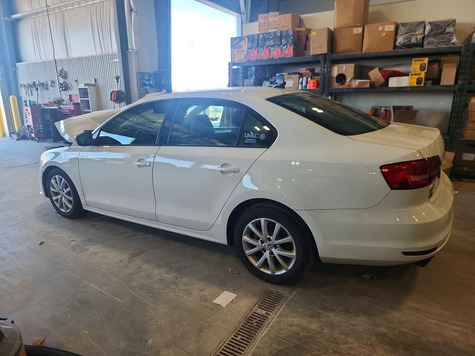 Photo 2 from auction – 2015 VOLKSWAGEN JETTA with VIN 3VWD17AJ7FM204036