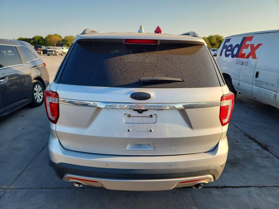 Photo 6 from auction – 2016 FORD EXPLORER with VIN 1FM5K8D86GGC39550