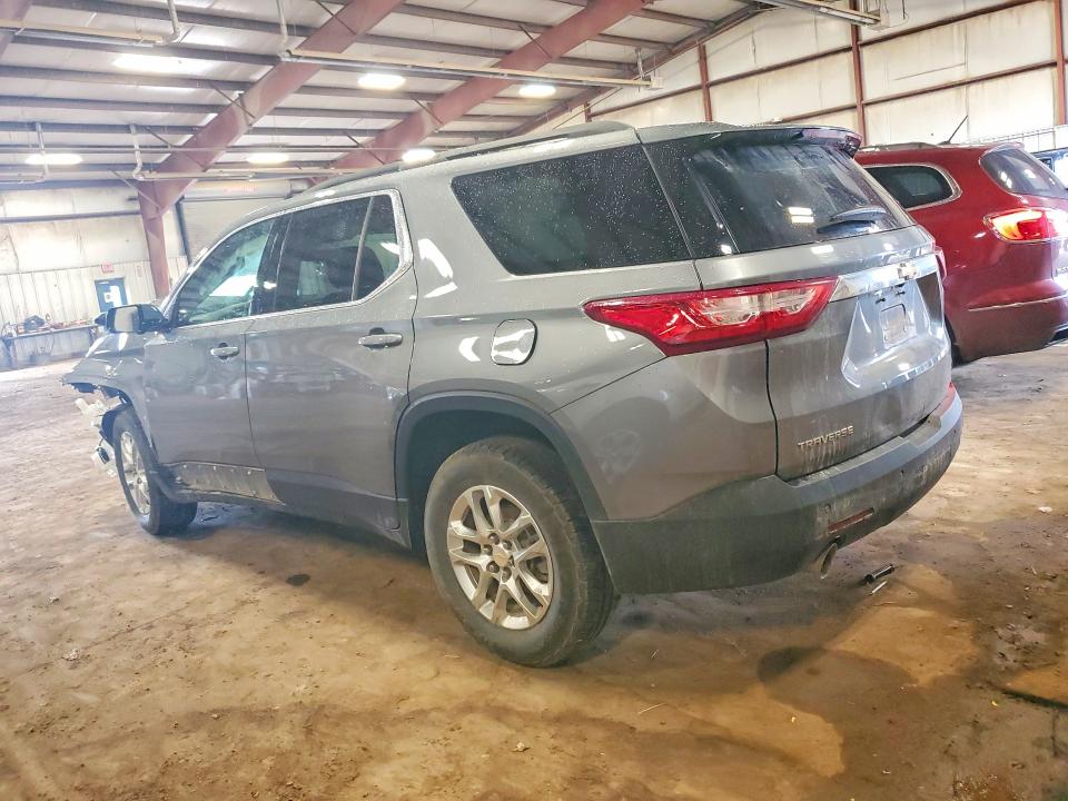 Photo 2 from auction – 2019 CHEVROLET TRAVERSE with VIN 1GNERGKW0KJ243446