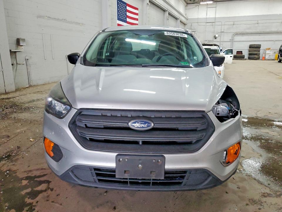 Photo 5 from auction – 2019 FORD ESCAPE with VIN 1FMCU0F73KUA88314