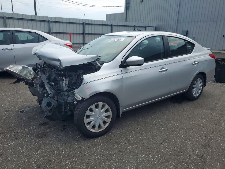 NISSAN VERSA 2017 with VIN 3N1CN7APXHK472295 - Photo from auction