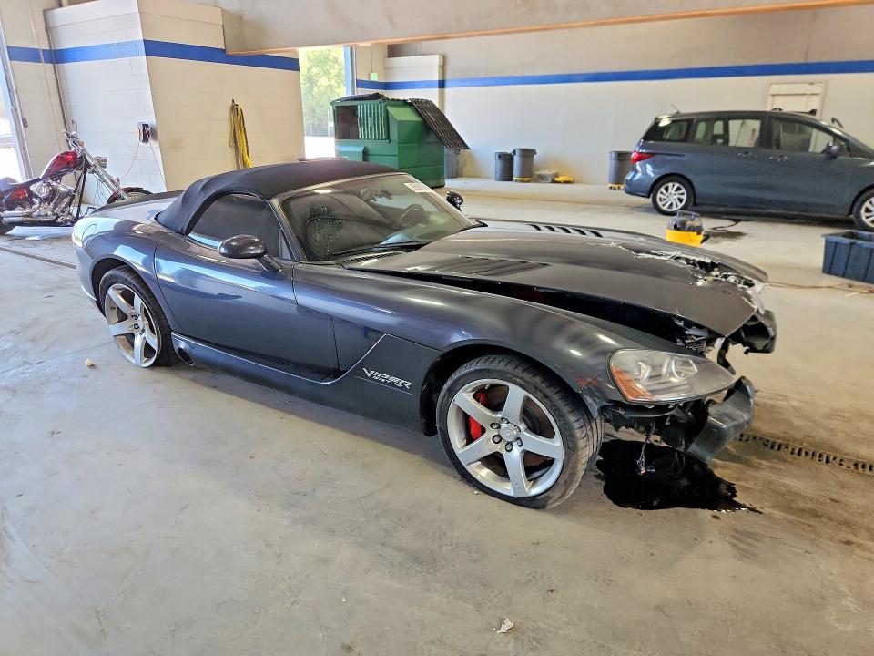 Photo 4 from auction – 2006 DODGE VIPER with VIN 1B3JZ65Z16V101419