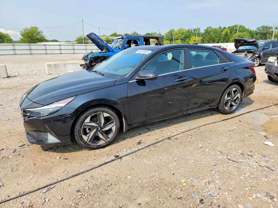 2022 HYUNDAI ELANTRA