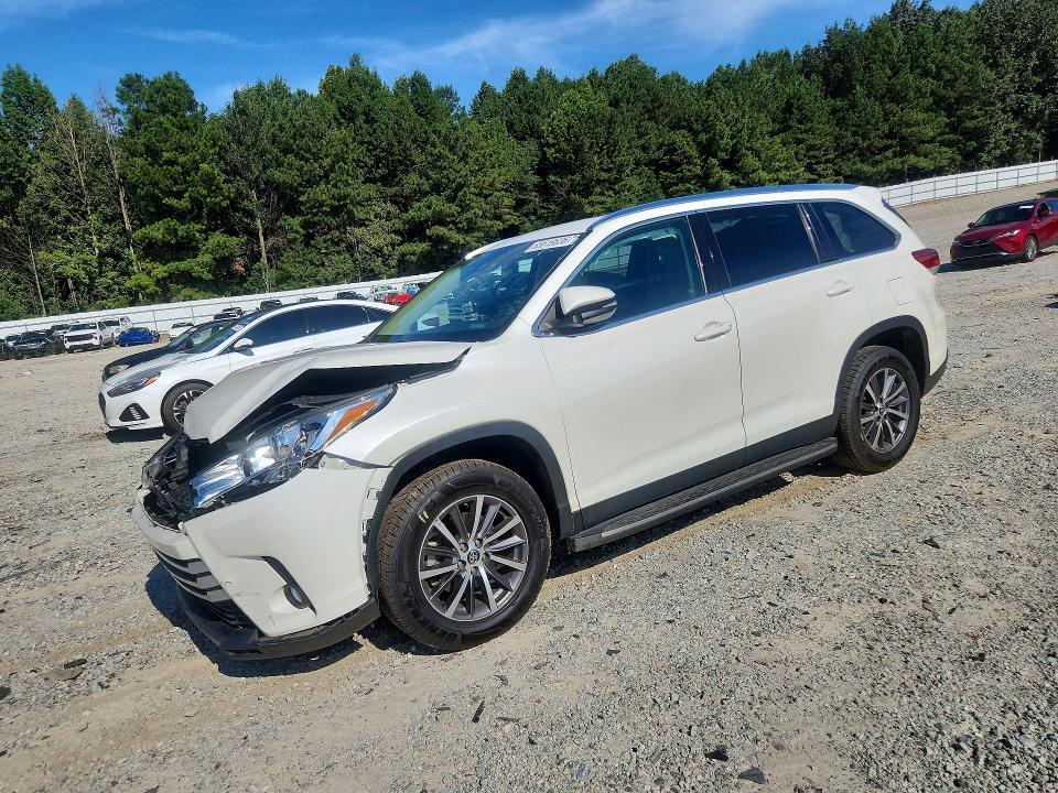 2019 TOYOTA HIGHLANDER - Търг №65519636