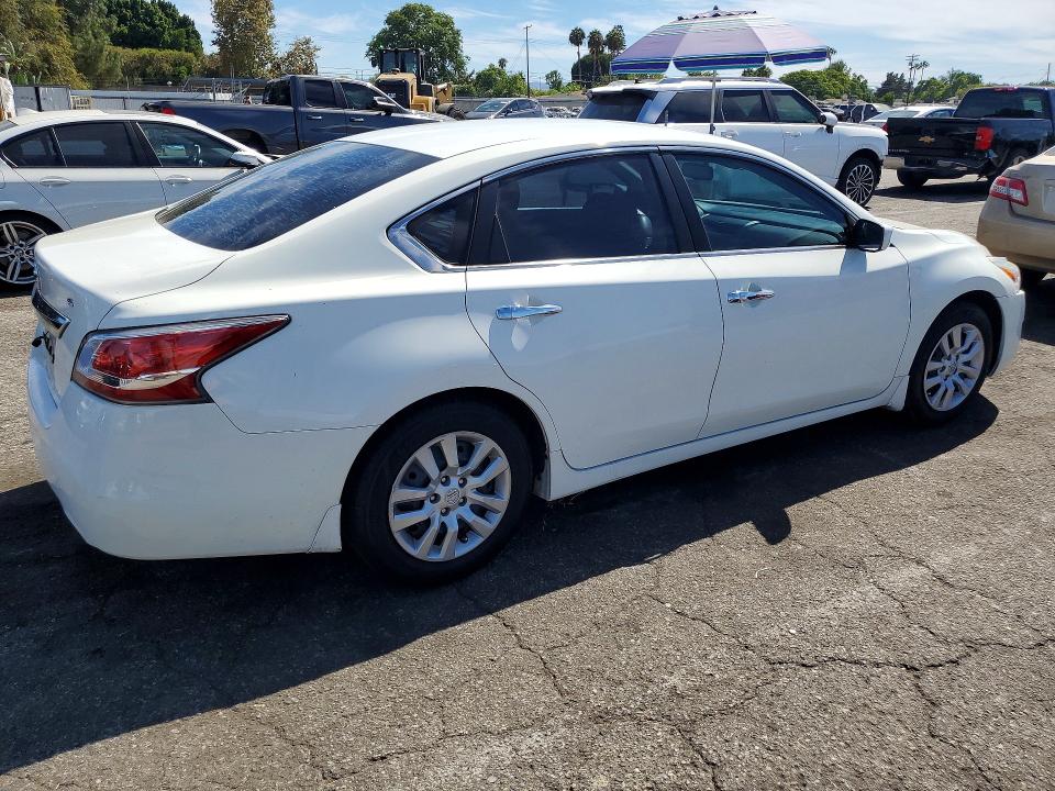 Photo 3 from auction – 2015 NISSAN ALTIMA with VIN 1N4AL3AP6FC483144
