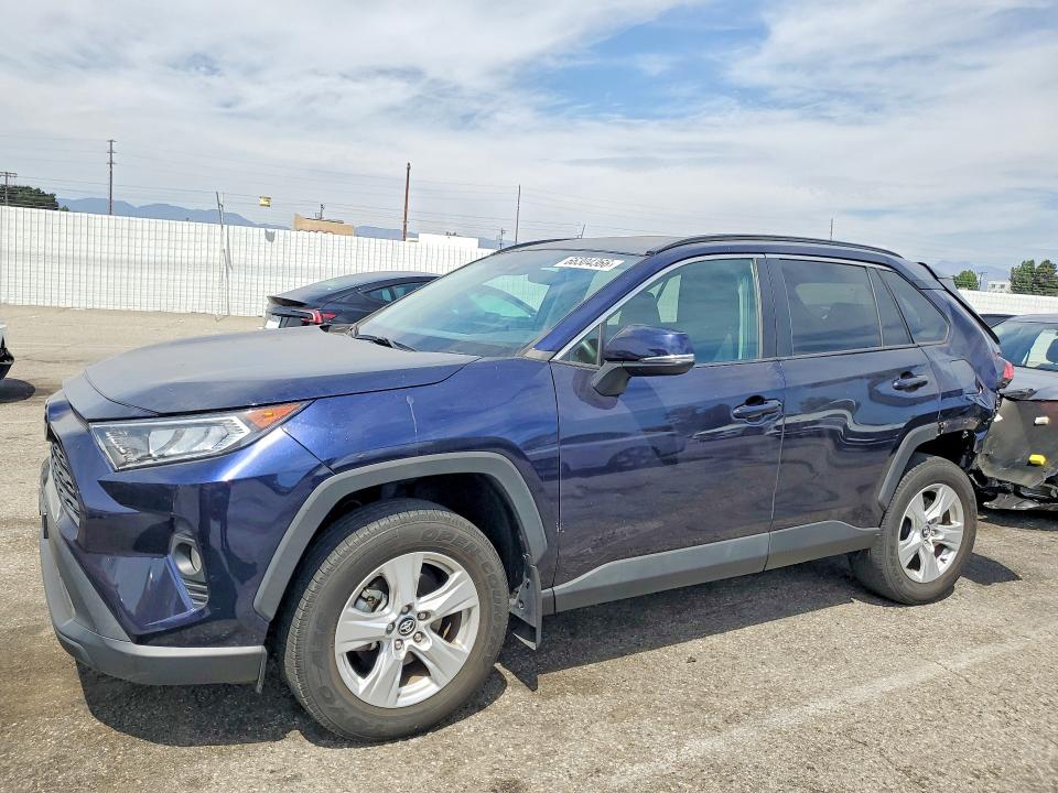 TOYOTA RAV4 2021 with VIN 2T3W1RFV4MW119735 - Photo from auction