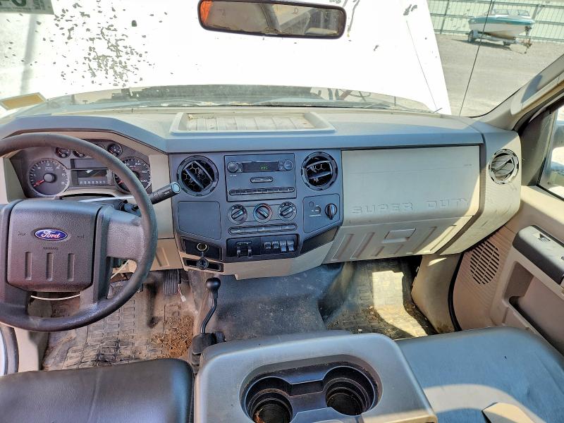 Photo 8 from auction – 2009 FORD F250 with VIN 1FTNF21569EA38438
