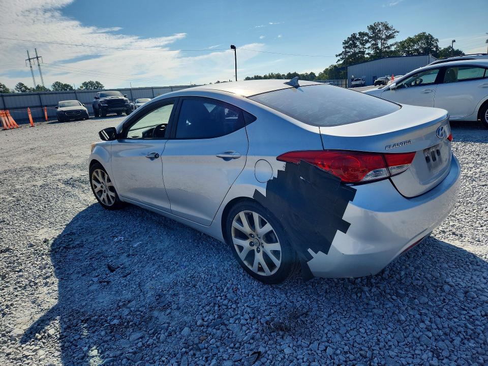 Photo 2 from auction – 2013 HYUNDAI ELANTRA with VIN KMHDH4AE3DU506363