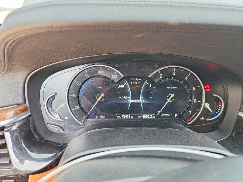 Photo 9 from auction – 2018 BMW M550XI with VIN WBAJB9C52JG464424