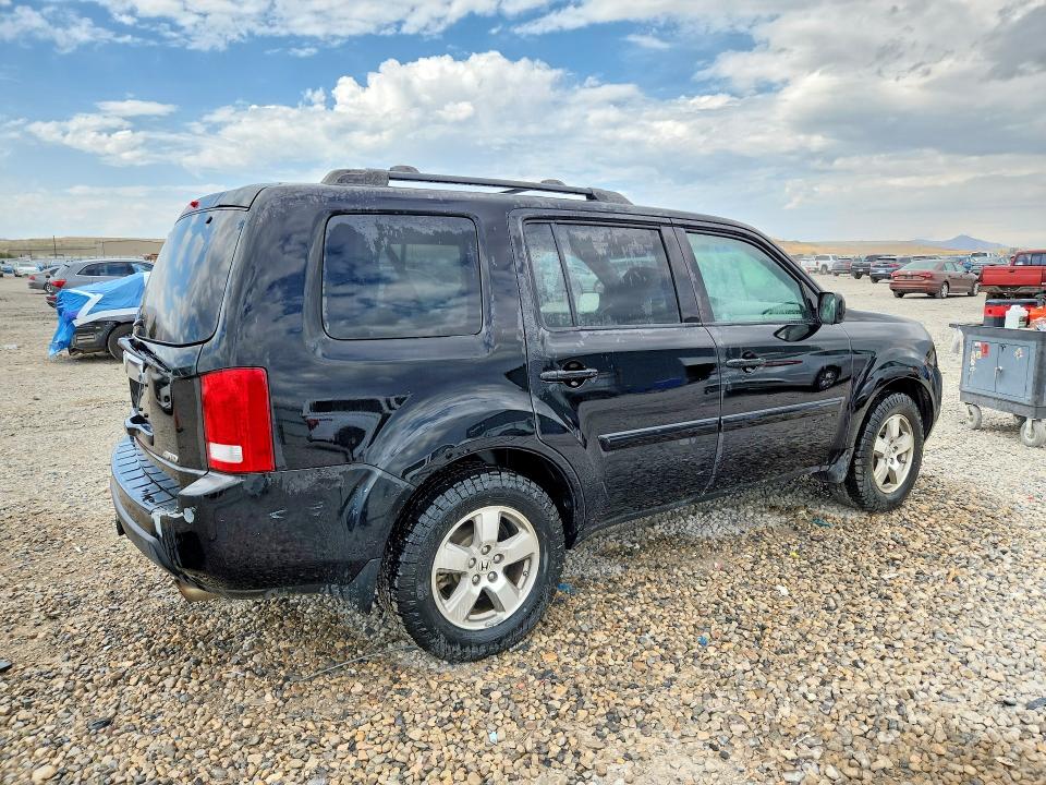 Photo 3 from auction – 2011 HONDA PILOT with VIN 5FNYF4H79BB018981