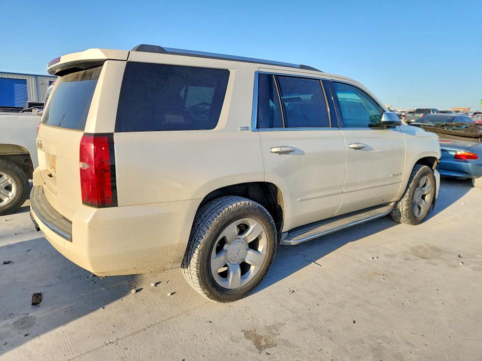 Снимка 3 от търг – 2015 CHEVROLET TAHOE с VIN 1GNSCCKC9FR151388