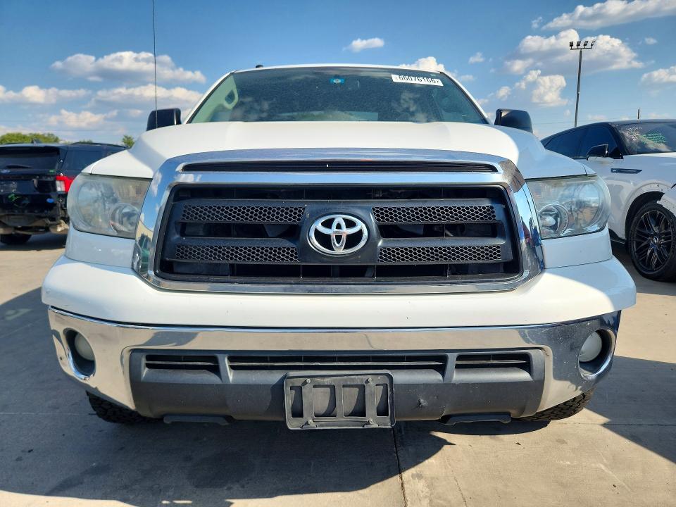 Photo 5 from auction – 2012 TOYOTA TUNDRA with VIN 5TFDW5F17CX266690