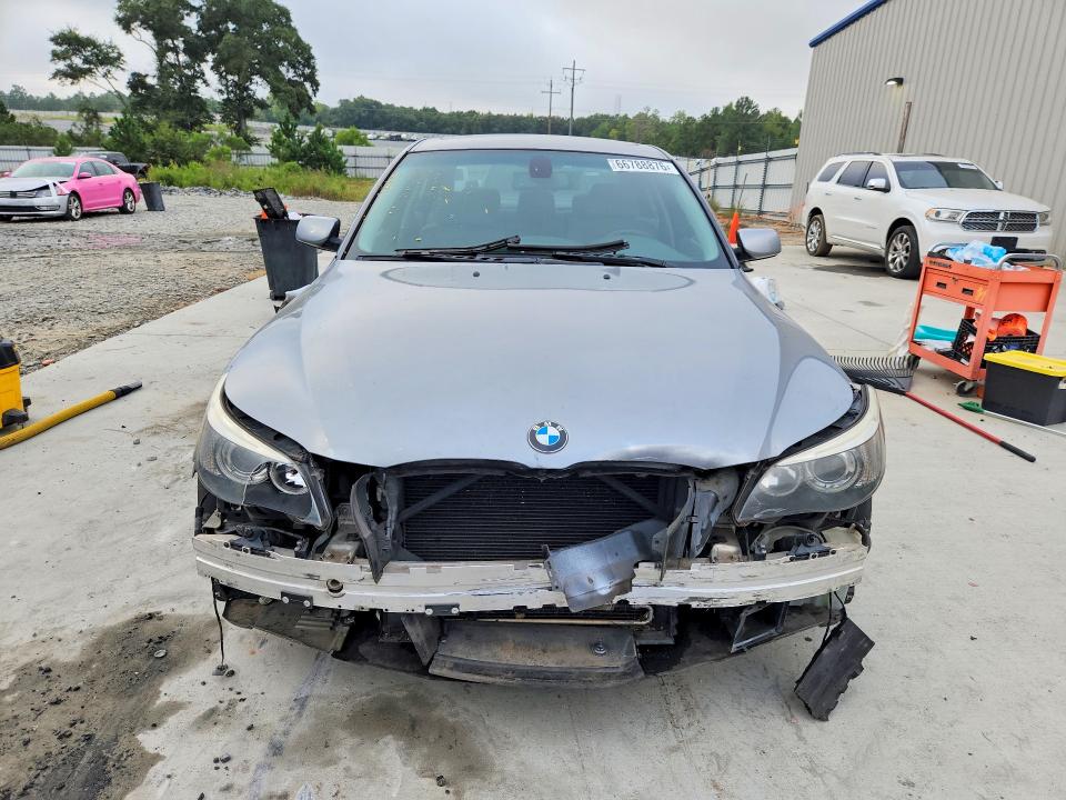 Photo 5 from auction – 2007 BMW 530 with VIN WBANE73577CM53285
