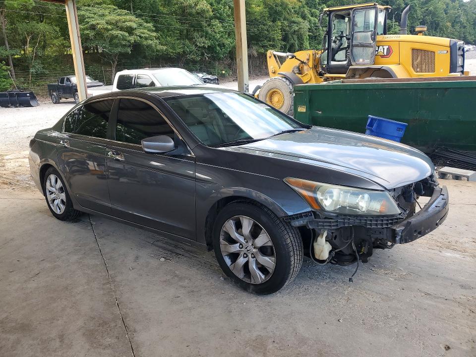 Photo 4 from auction – 2010 HONDA ACCORD with VIN 1HGCP3F86AA023061
