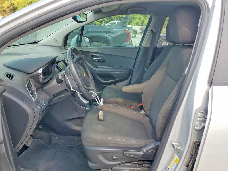 Photo 7 from auction – 2020 CHEVROLET TRAX with VIN KL7CJKSB3LB327339