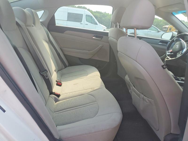 Photo 10 from auction – 2018 HYUNDAI SONATA with VIN 5NPE34AF1JH650080