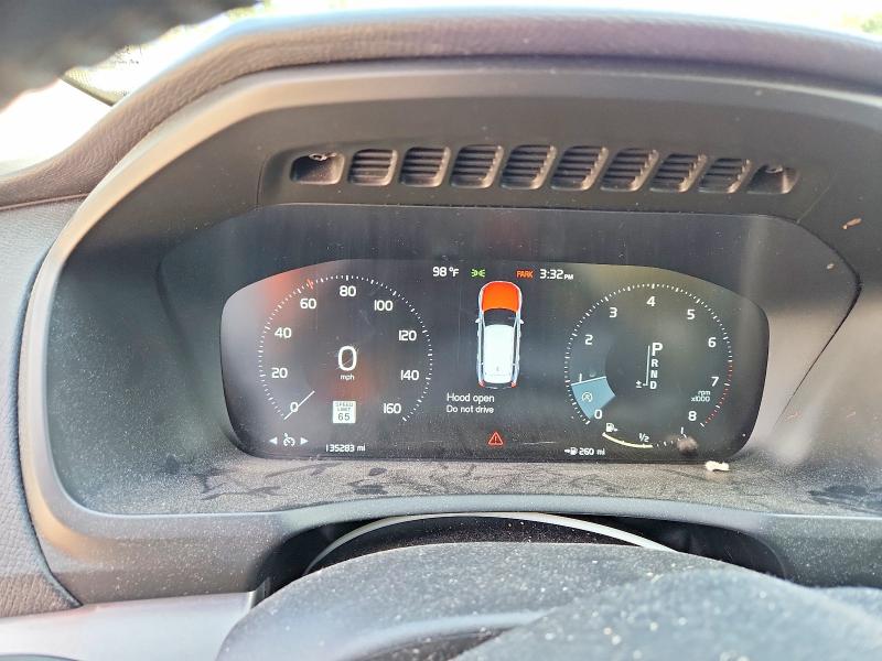Photo 9 from auction – 2017 VOLVO XC90 with VIN YV4A22PK1H1146122