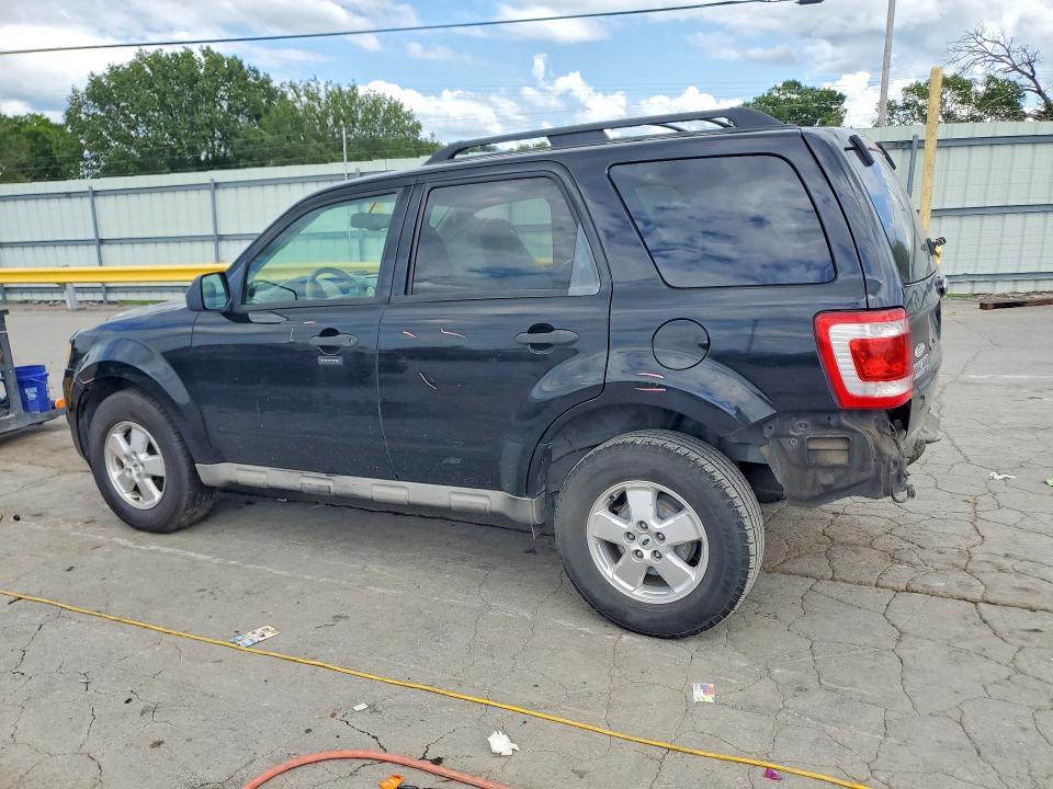 Photo 2 from auction – 2009 FORD ESCAPE with VIN 1FMCU03719KC41220