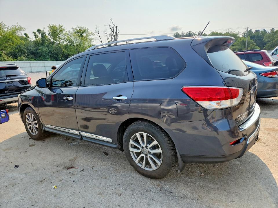 Photo 2 from auction – 2014 NISSAN PATHFINDER with VIN 5N1AR2MM7EC715359