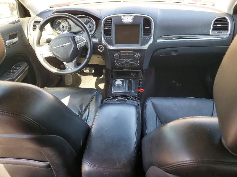 Photo 8 from auction – 2016 CHRYSLER 300 with VIN 2C3CCAAG2GH230302