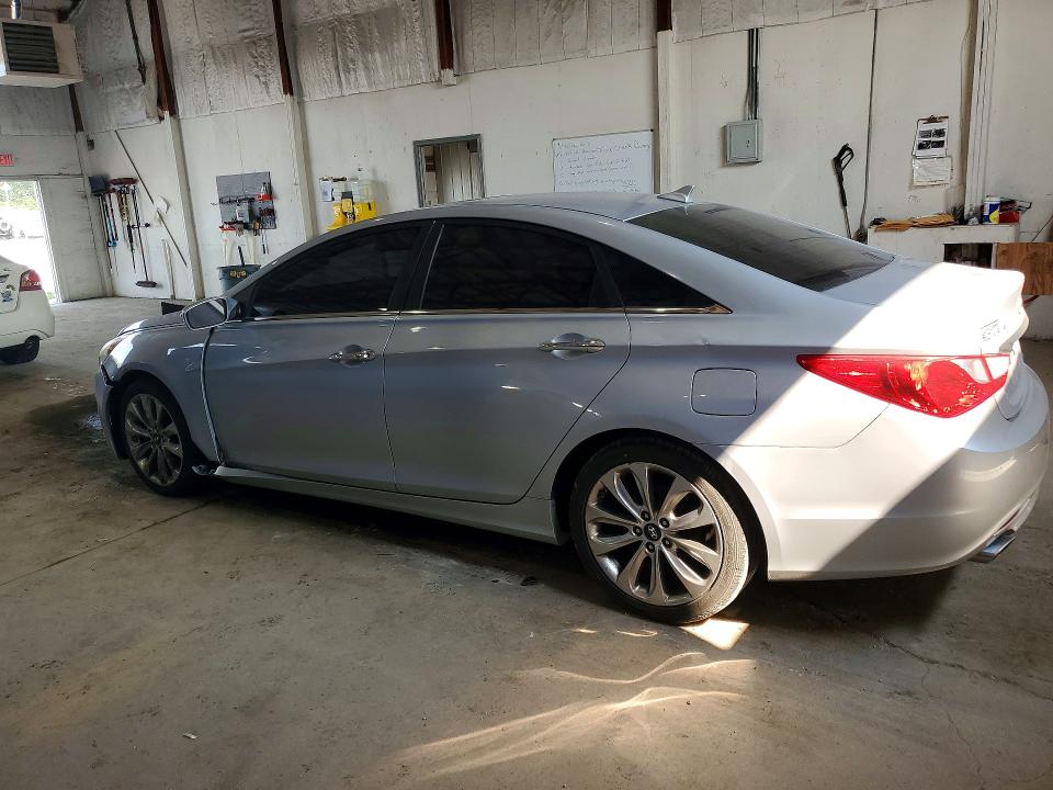 Photo 2 from auction – 2011 HYUNDAI SONATA with VIN 5NPEC4AB2BH238474