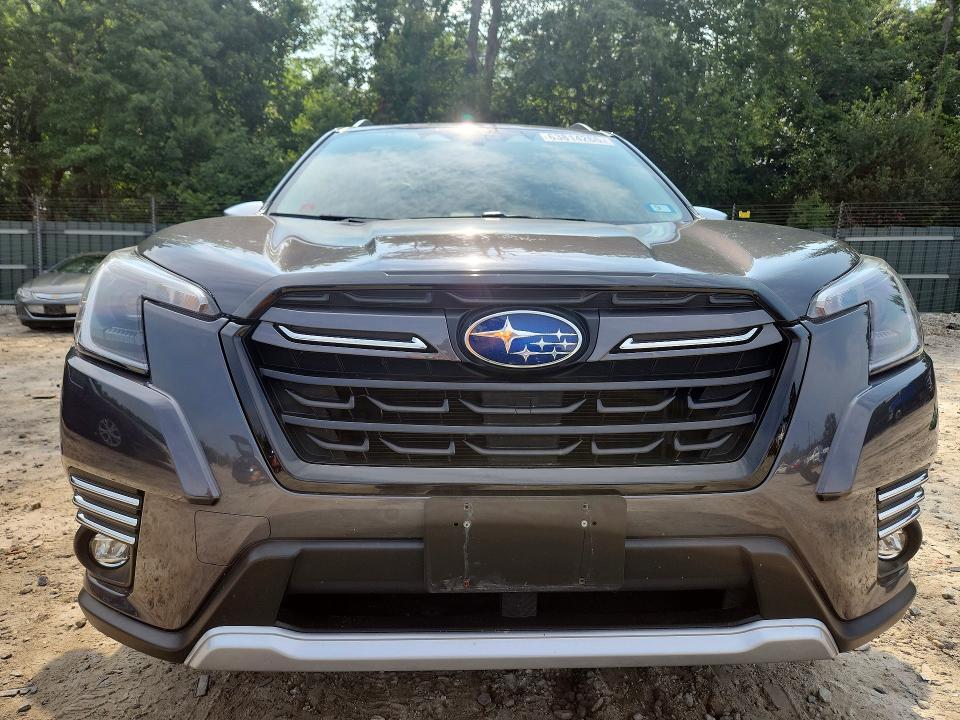 Photo 5 from auction – 2022 SUBARU FORESTER with VIN JF2SKARC1NH470456
